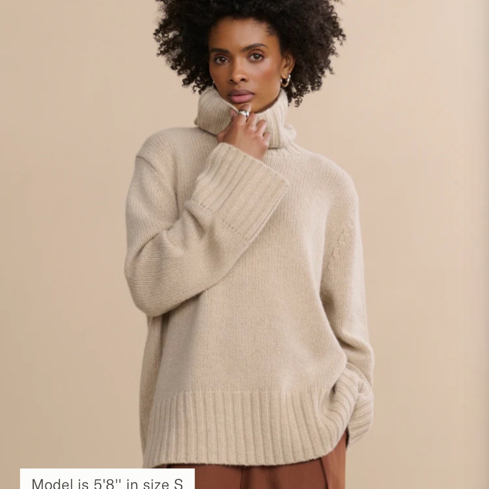 Cashmere Jet Turtleneck